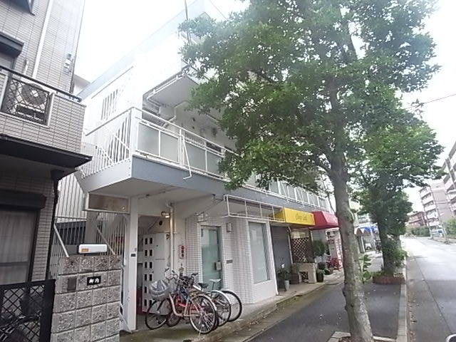 【西芦屋ローズプラザの建物外観】