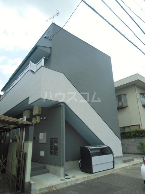 【ラフェリオIIの建物外観】