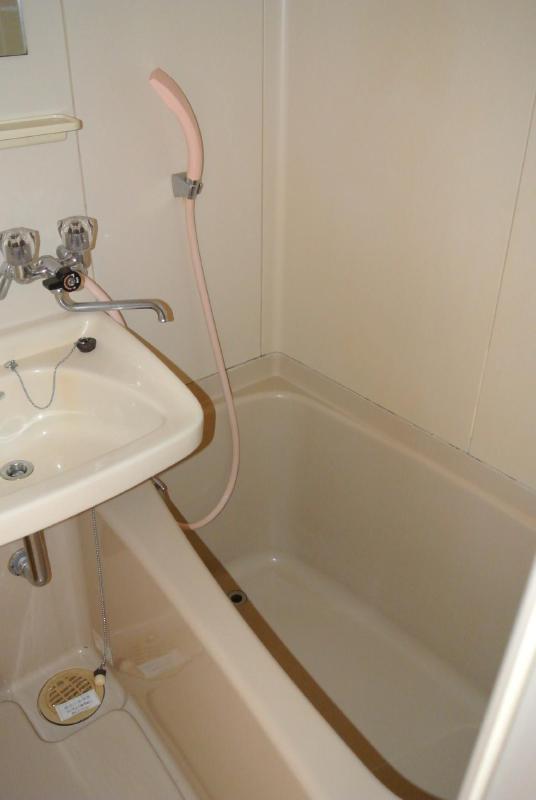 バス・シャワールーム　浴室