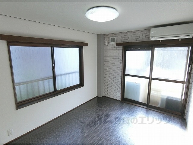 居室・リビング　居室