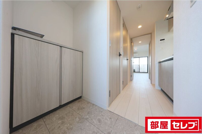 【S-RESIDENCE堀田beauteの玄関】