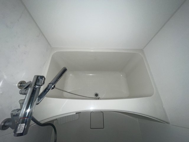 バス・シャワールーム　お風呂で日々の疲れを落としましょう