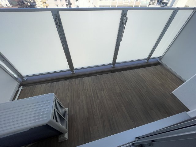 バルコニー　外からの目が気にならないバルコニーで洗濯物が干せます