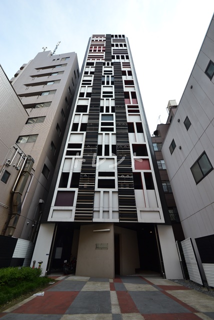 新宿区若松町のマンションの建物外観