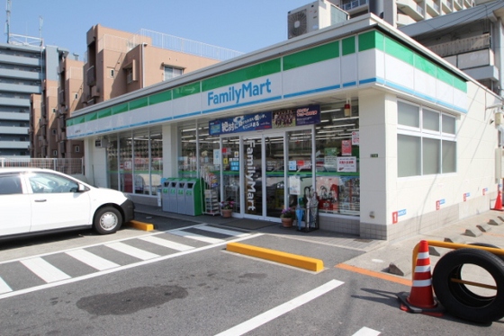 コンビニ　ファミリーマート井口鈴が台店（コンビニ）まで170m