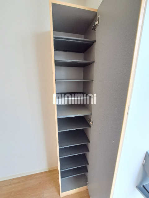 収納　シューズボックス