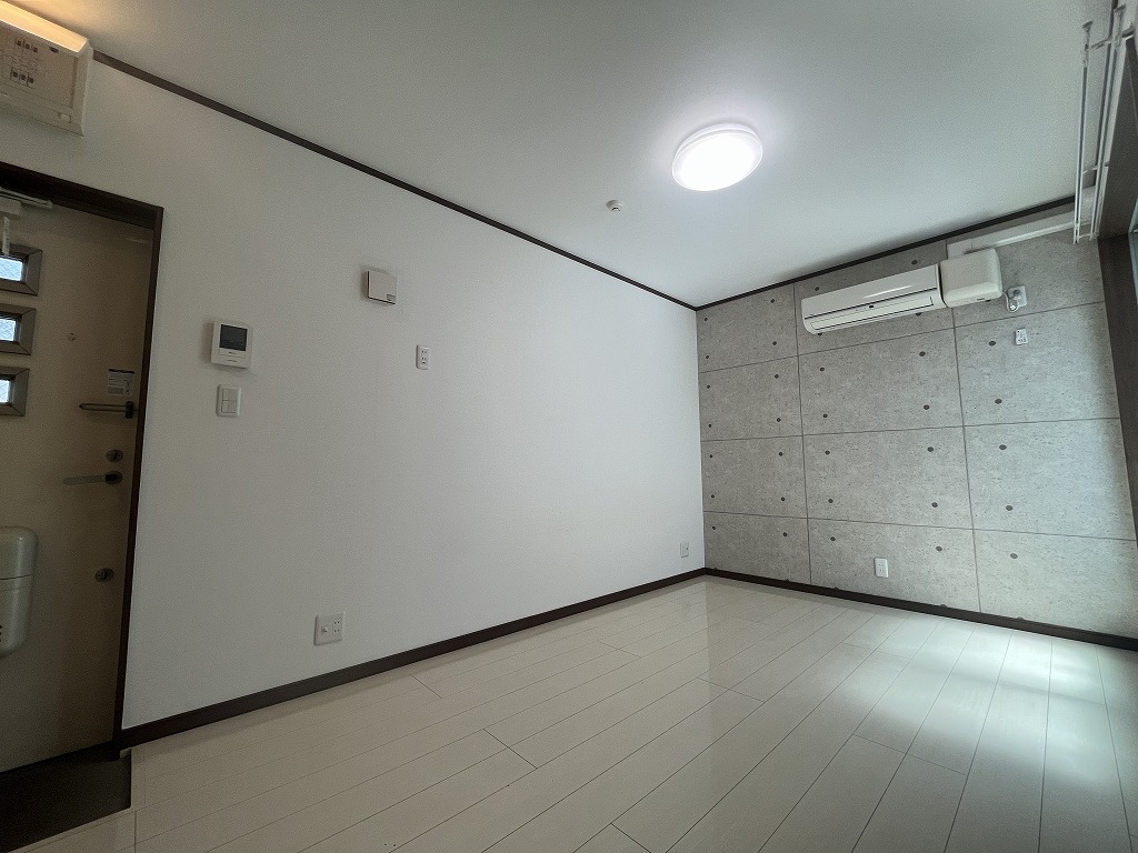 居室・リビング　スケルトンのデザインでスタイリッシュなお部屋です♪
