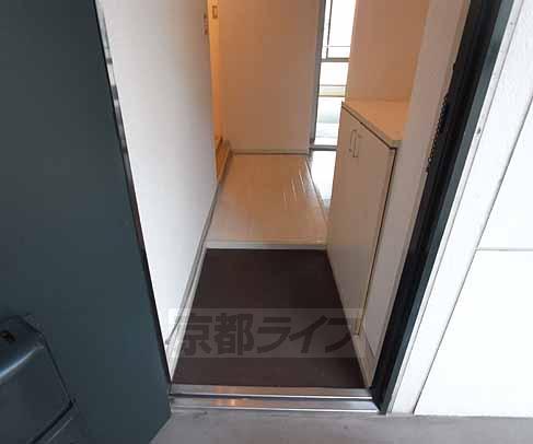 玄関　玄関です。