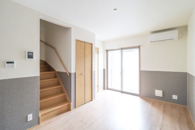 居室・リビング　図面と現状に相違がある場合には現状を優先