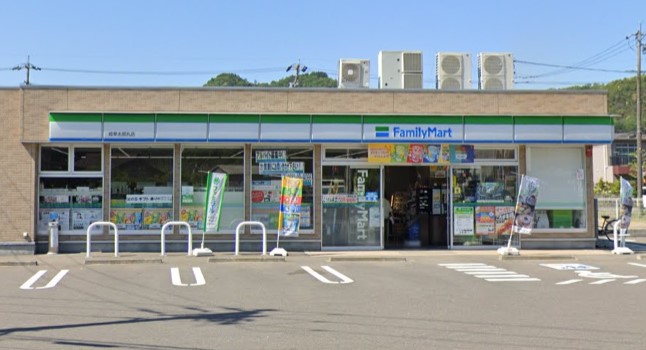 コンビニ　ファミリーマート 岐阜太郎丸店（コンビニ）まで1039m