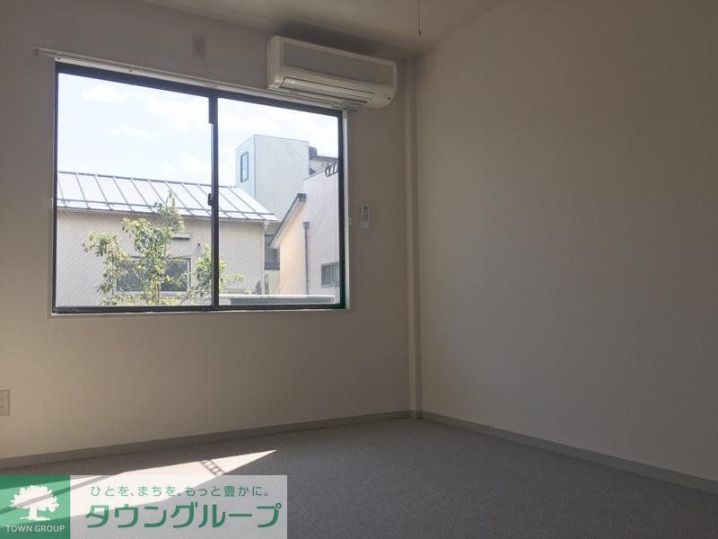 居室・リビング　備品は部屋ごとに異なります。