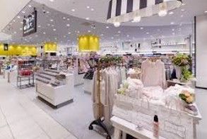 ドラックストア　アインズ＆トルペ北千住マルイ店（ドラッグストア）まで670m