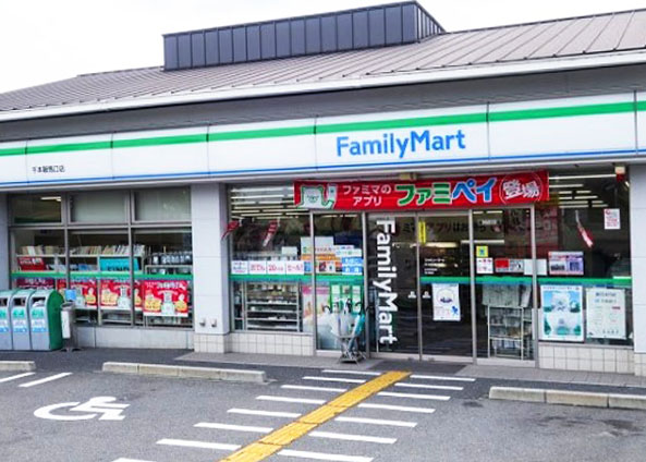 コンビニ　ファミリーマート 千本鞍馬口店（コンビニ）まで523m