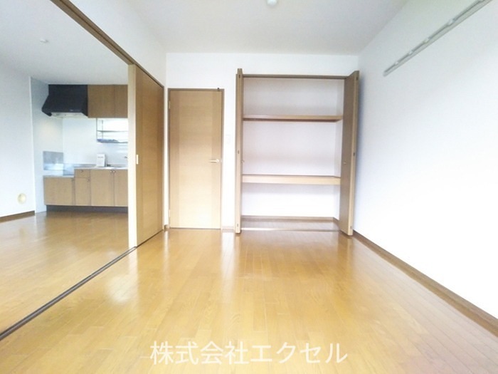 その他部屋・スペース　フローリング仕様のお部屋。