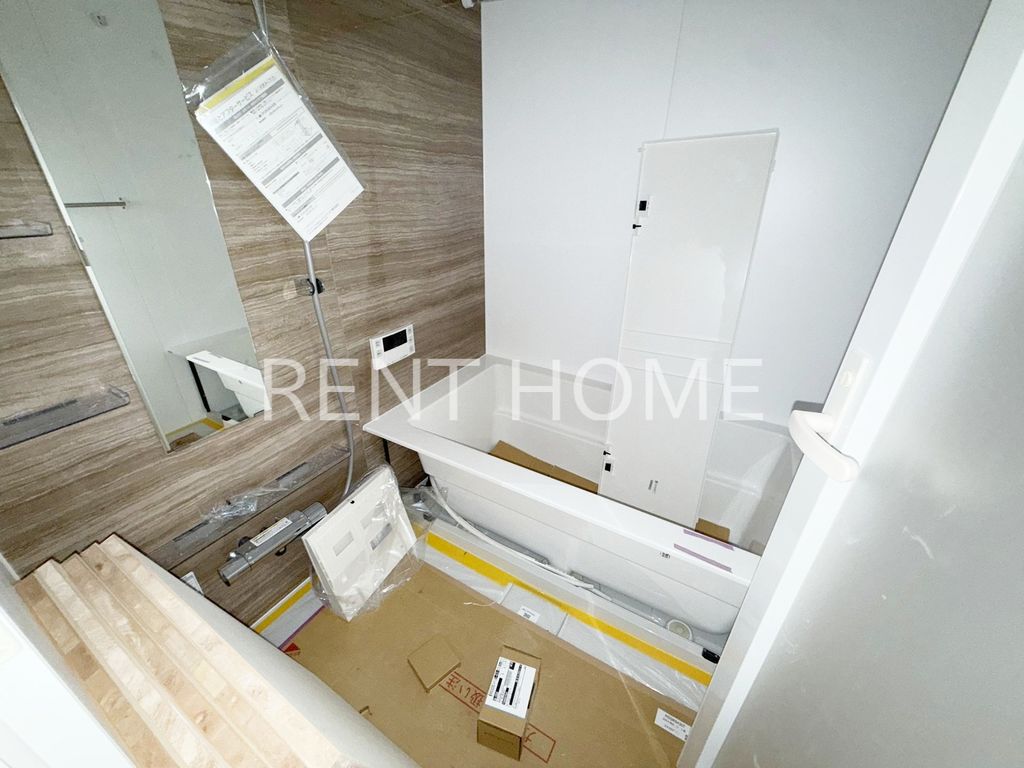 バス・シャワールーム　建築中です