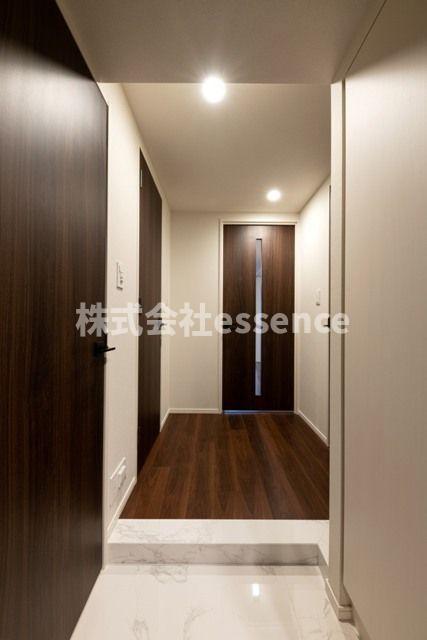 玄関　弊社ではオンライン対応・現地対応可能です♪