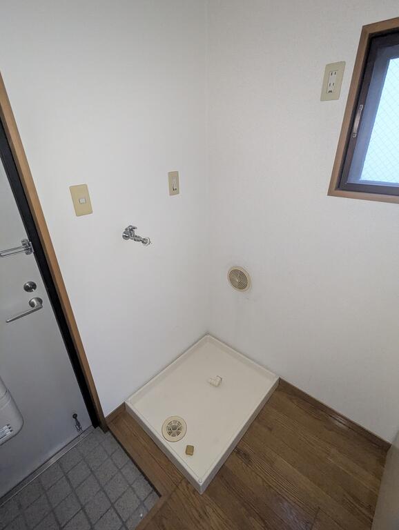 洗面設備　洗濯機置場