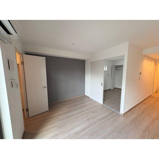 居室・リビング　内装は参考写真です。