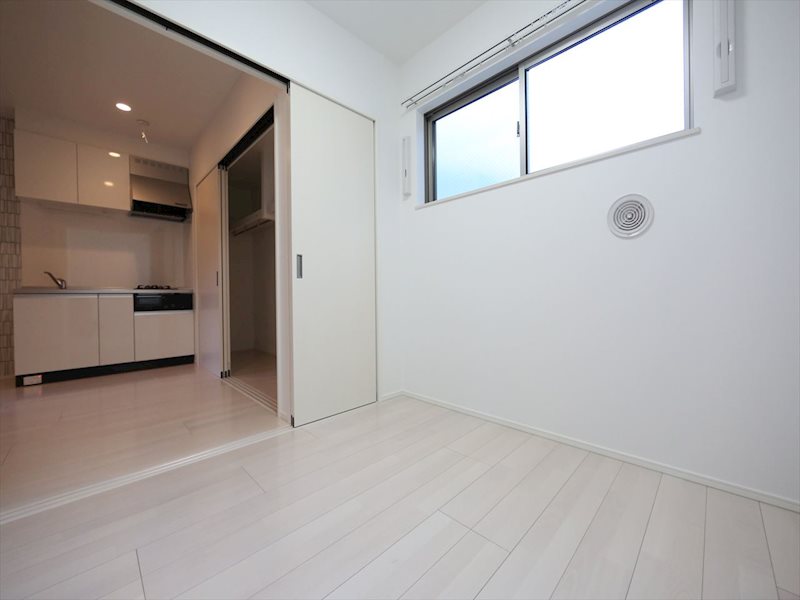 その他部屋・スペース　洋室3.7帖　ＬＤＫ8.6帖と繋げても仕切っても使えます