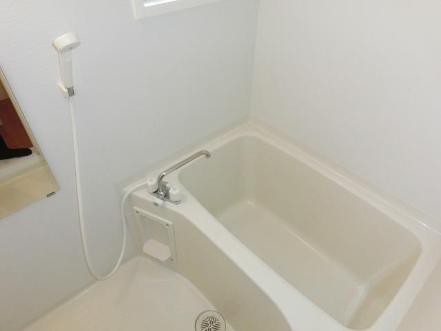 バス・シャワールーム　バストイレ別