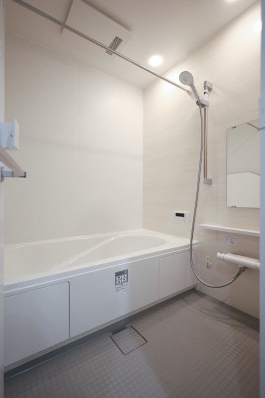 バス・シャワールーム　図面と現状に相違がある場合には現状を優先