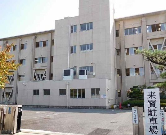 小学校　富士松南小学校（小学校）まで750m