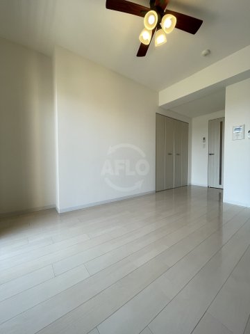 その他　Luxe難波西III（ラグゼ難波西III）　南向きリビング