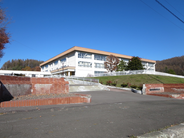 小学校　北見市立大正小学校（小学校）まで330m