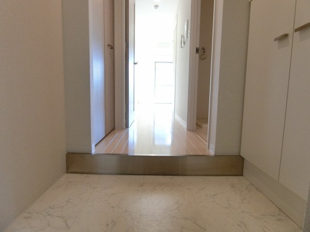 玄関　詳細は、RISUMO江坂本店→06-6155-7137まで♪