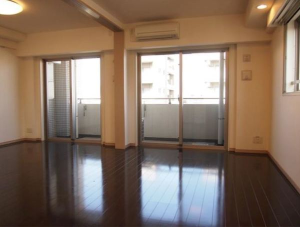 居室・リビング　※別部屋参考写真