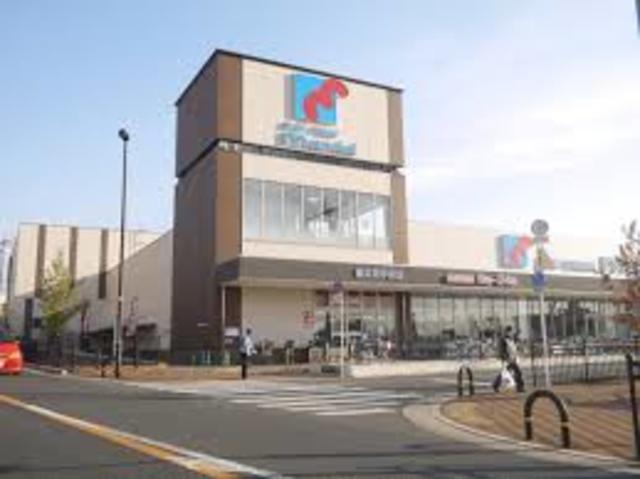 スーパー　万代寝屋川宇谷店（スーパー）まで438m