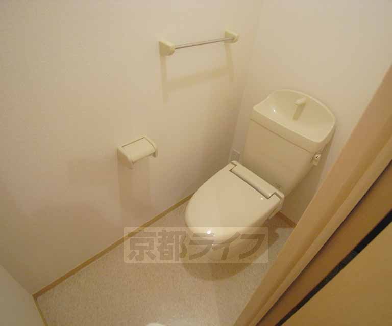 トイレ　清潔感のあるトイレです