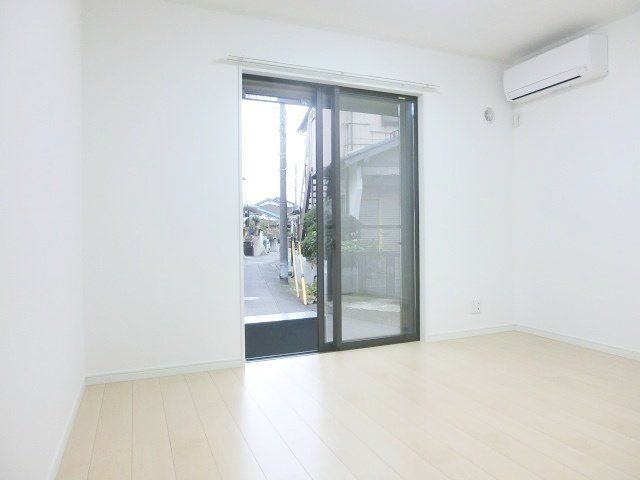 居室・リビング　もちろんエアコン付