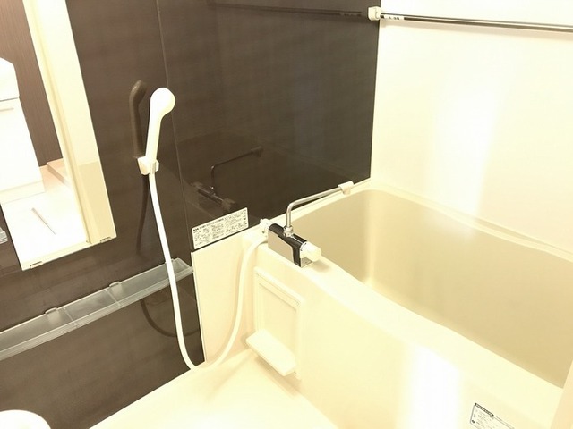 バス・シャワールーム　浴室