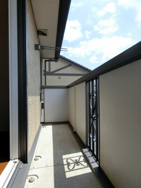 バルコニー　図面と現状に相違がある場合には現状を優先