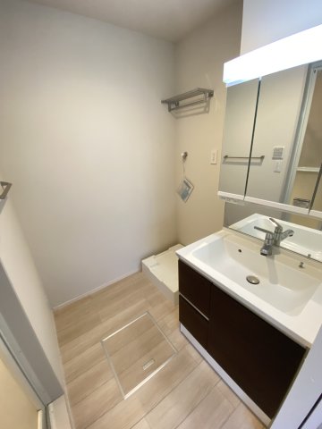 洗面設備　★独立洗面台＆脱衣所！