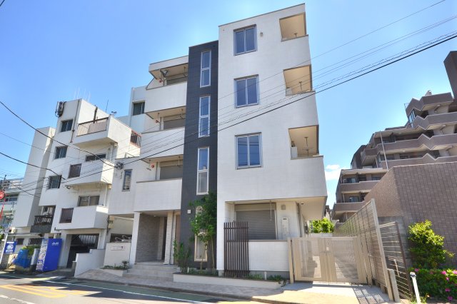 建物外観　★制震耐火構造で災害に強いマンション♪