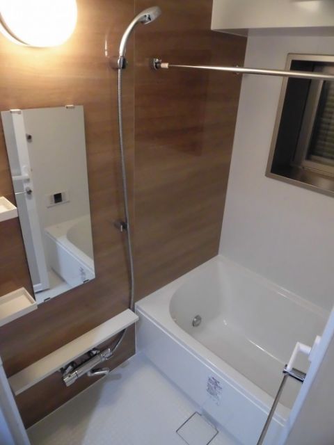 バス・シャワールーム