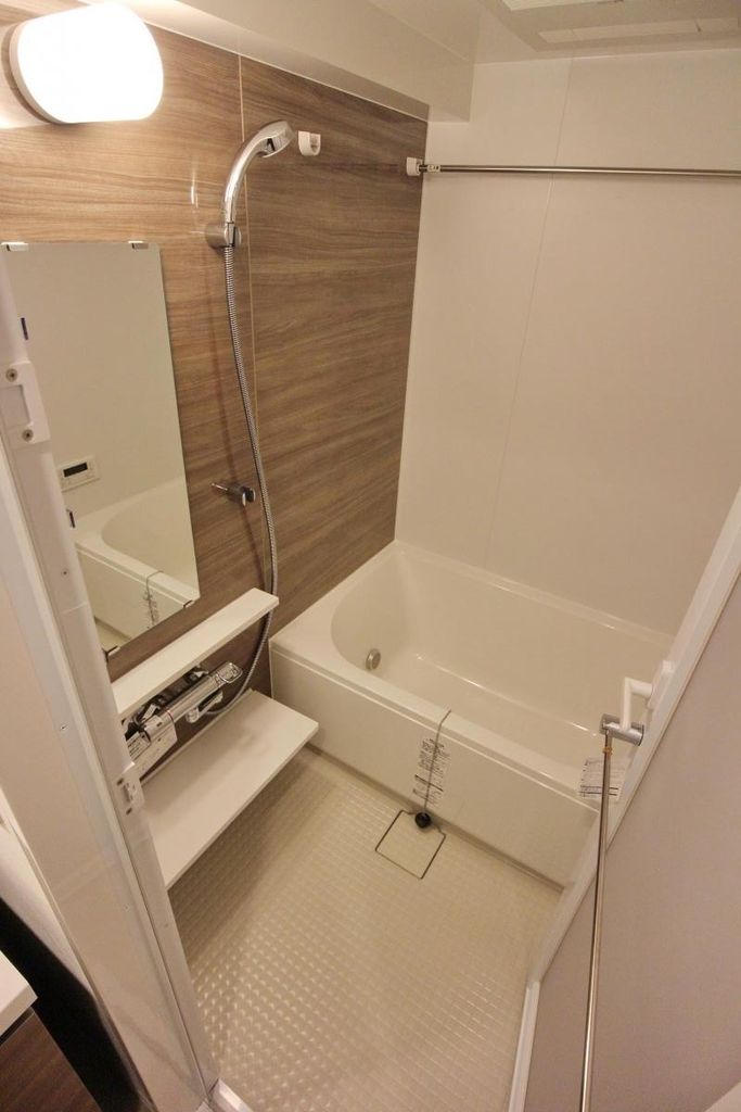 バス・シャワールーム　別タイプ部屋　参考写真です