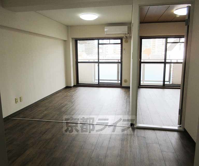 居室・リビング　３ＤＫを２ＬＤＫに変更しました！