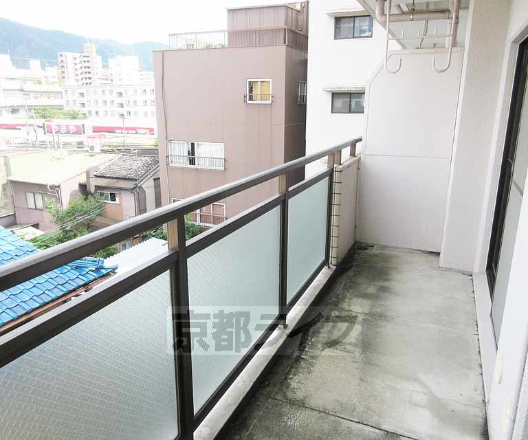 バルコニー　ベランダも広いです。