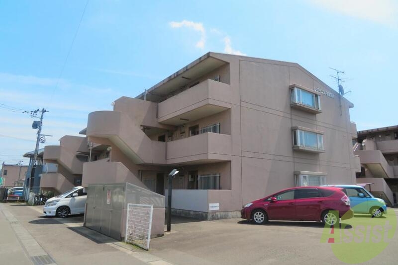 建物外観　宮城県名取市手倉田字諏訪「レジデンス手倉田II」