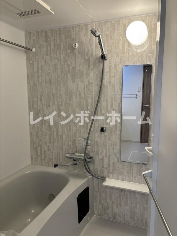 バス・シャワールーム　お風呂です