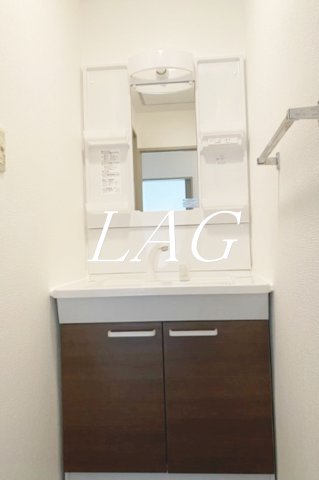 洗面設備　洗面台です。