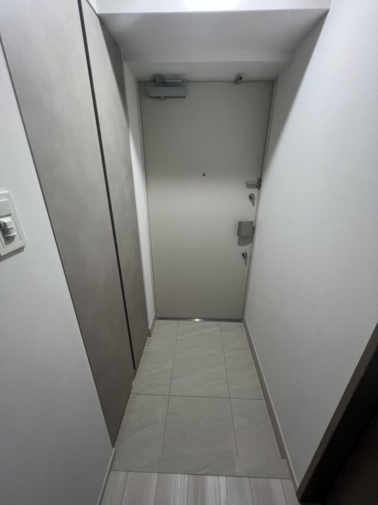 玄関　お部屋探しは株式会社　タウンハウジング　までお気軽にお問合…