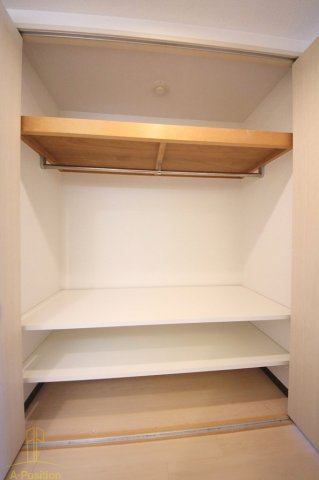 収納　ルミエール東天満