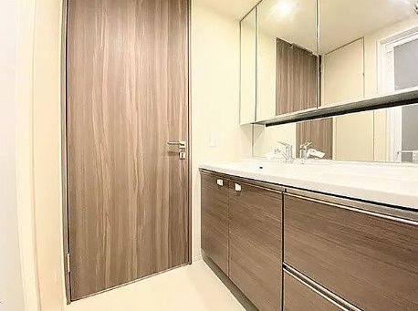 洗面設備　別部屋　参考写真です