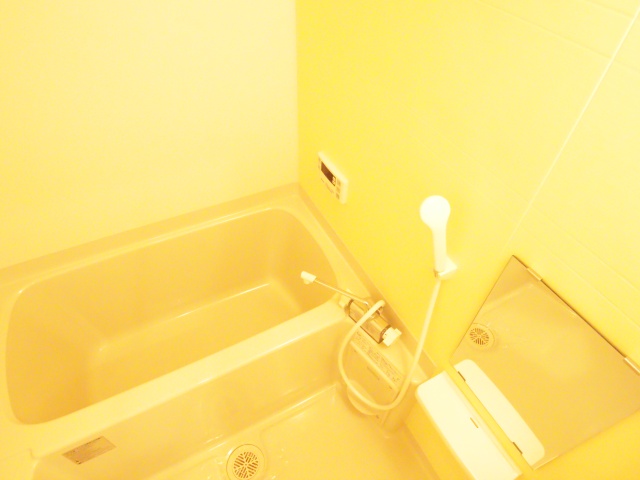 バス・シャワールーム　※別室の参考写真の為、現況優先です。