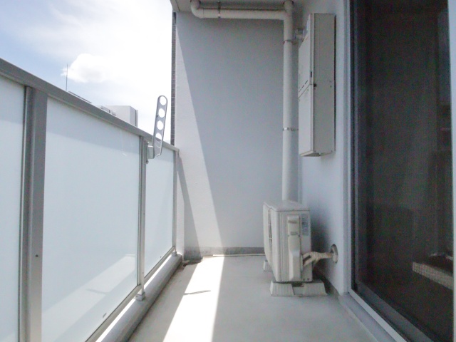 バルコニー　※別室の参考写真の為、現況優先です。