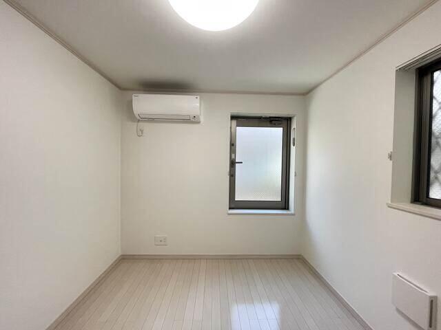 居室・リビング　?